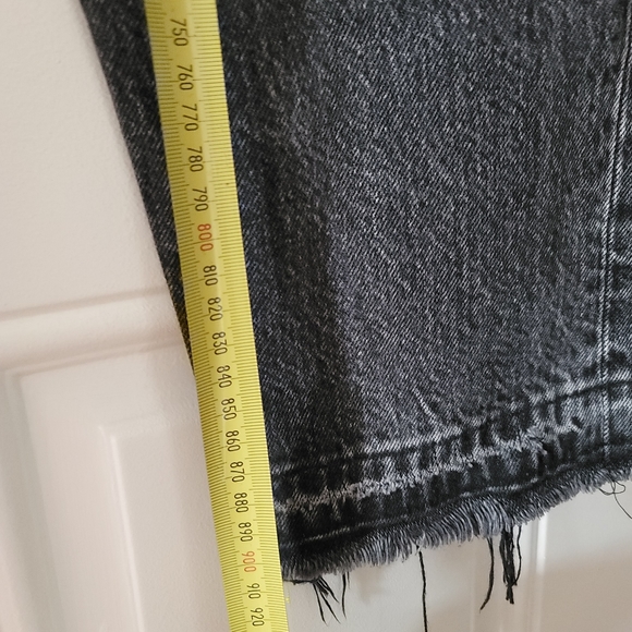 Vintage Levi’s Black Mom Ankle Jeans - Size 10 - Picture 8 of 8